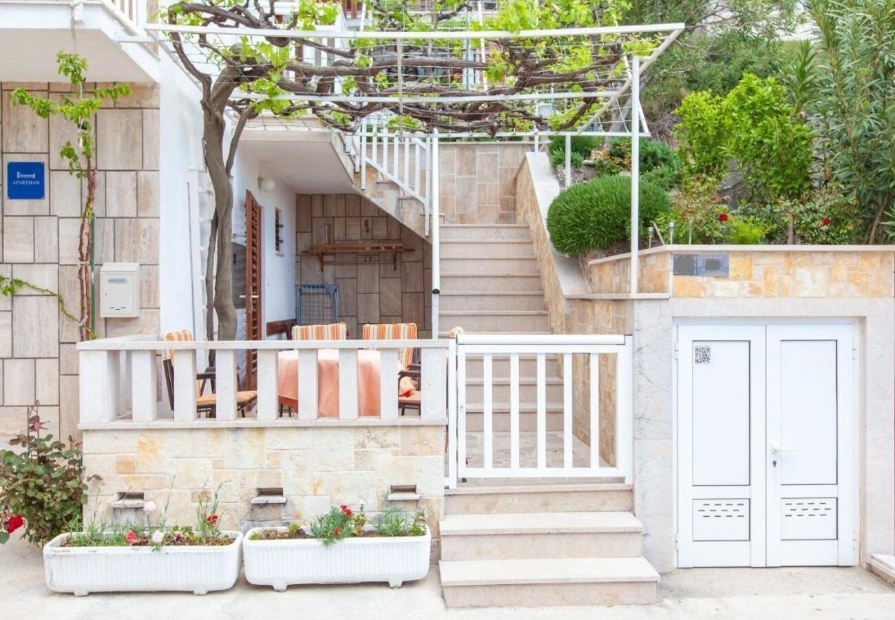 Apartment Ante M Брела Екстериор снимка